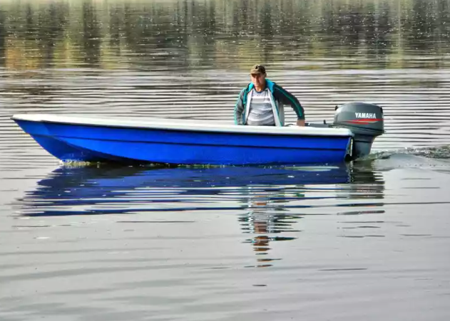 Стеклопластиковая лодка Wyatboat 430 тримаран в Пятигорске