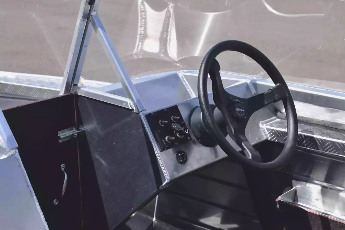 Алюминиевый катер Wyatboat-390 DCM в Пятигорске