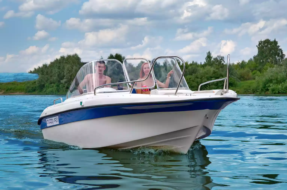 Стеклопластиковый катер Neman-530 Open в Пятигорске