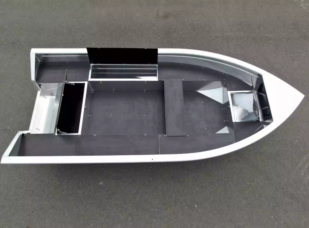 Алюминиевая лодка  Неман-420 в Пятигорске