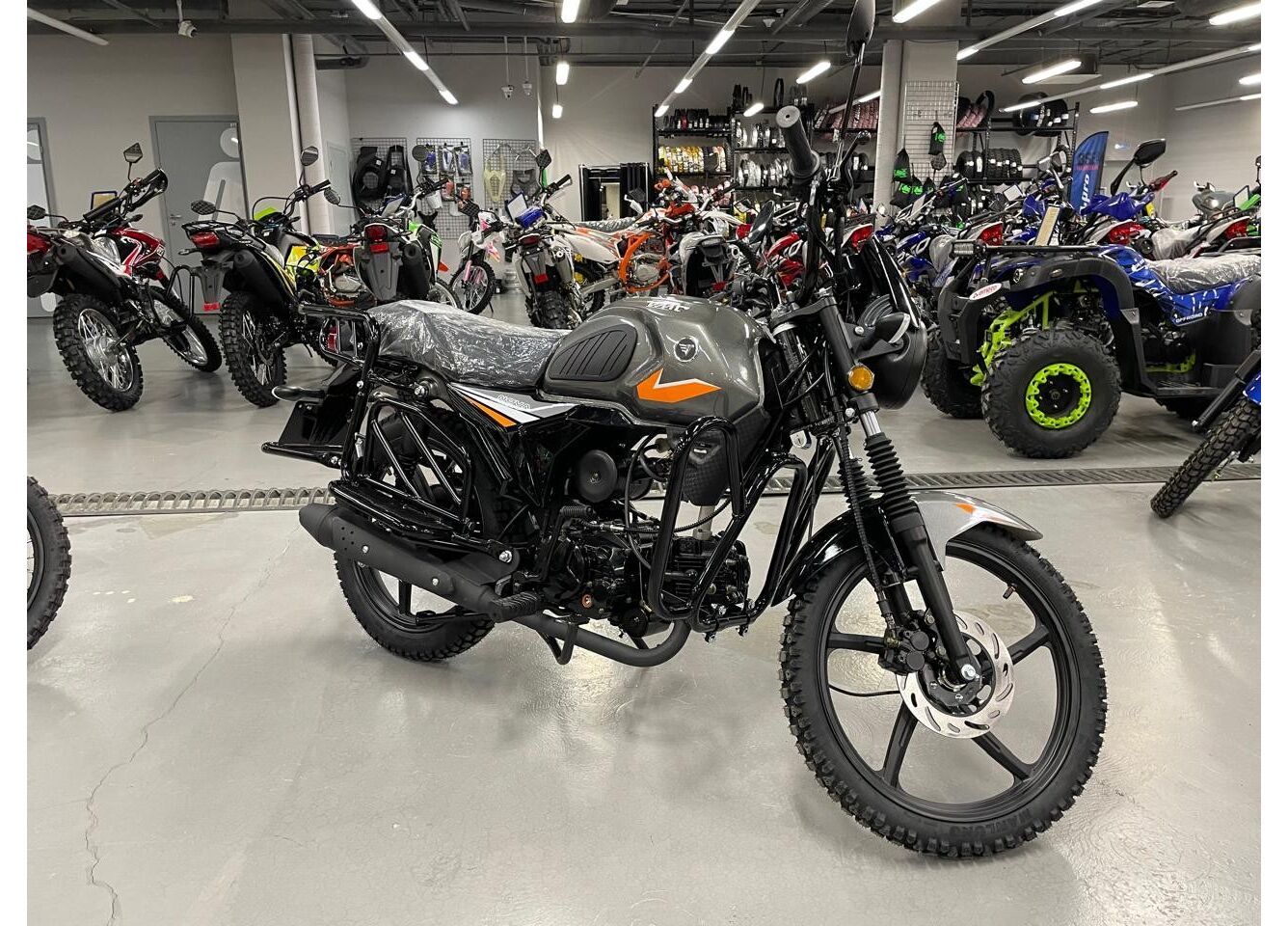 Мопед VMC NOVA 49сс (125сс) Led Full, дисковый тормоз, RKB RATO с баланс. валом, сигнализация в Пятигорске