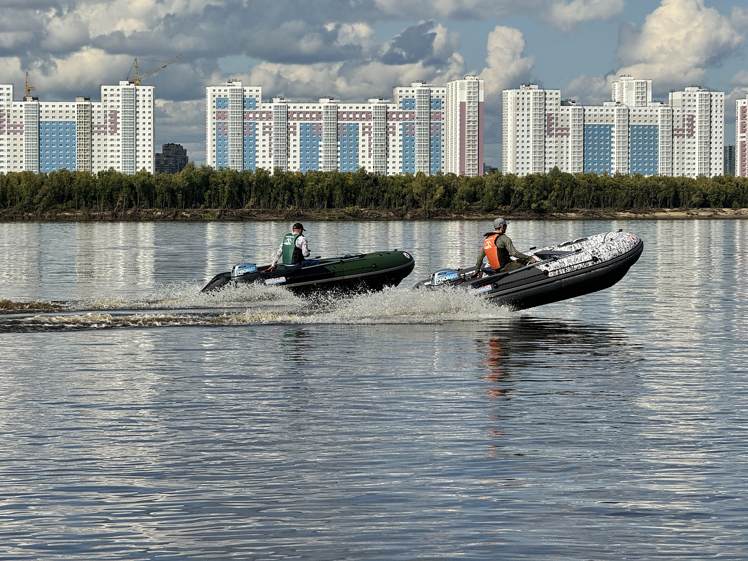 Лодка MISHIMO BIG FLOOR 440 в Пятигорске