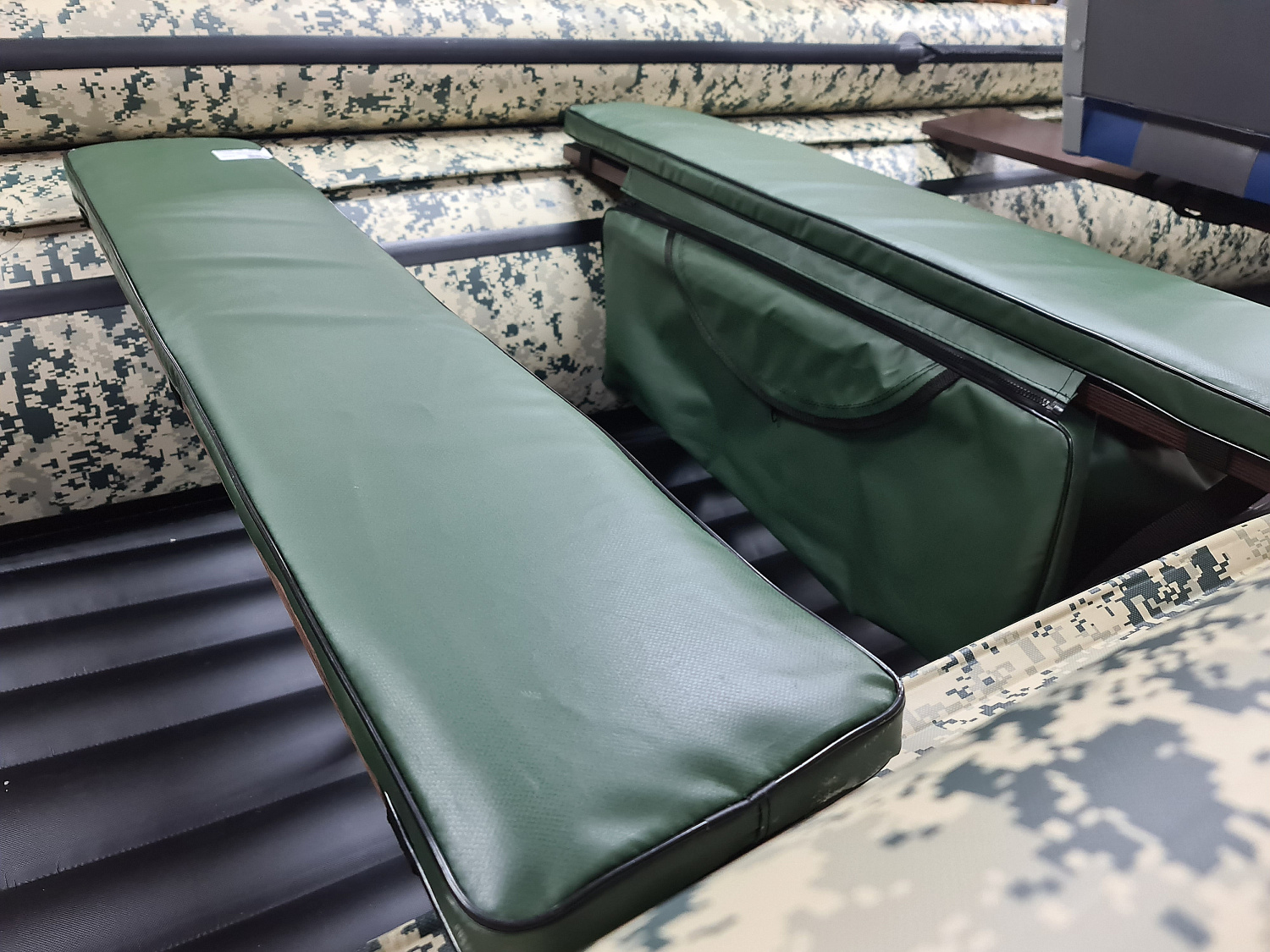 КОМПЛЕКТ МЯГКИХ НАКЛАДОК С СУМКОЙ ДЛЯ ЛОДОК 110Х20 ЗЕЛЕНЫЙ в Пятигорске
