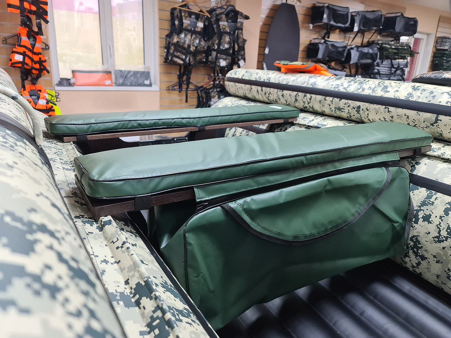 КОМПЛЕКТ МЯГКИХ НАКЛАДОК С СУМКОЙ ДЛЯ ЛОДОК 110Х20 ЗЕЛЕНЫЙ в Пятигорске