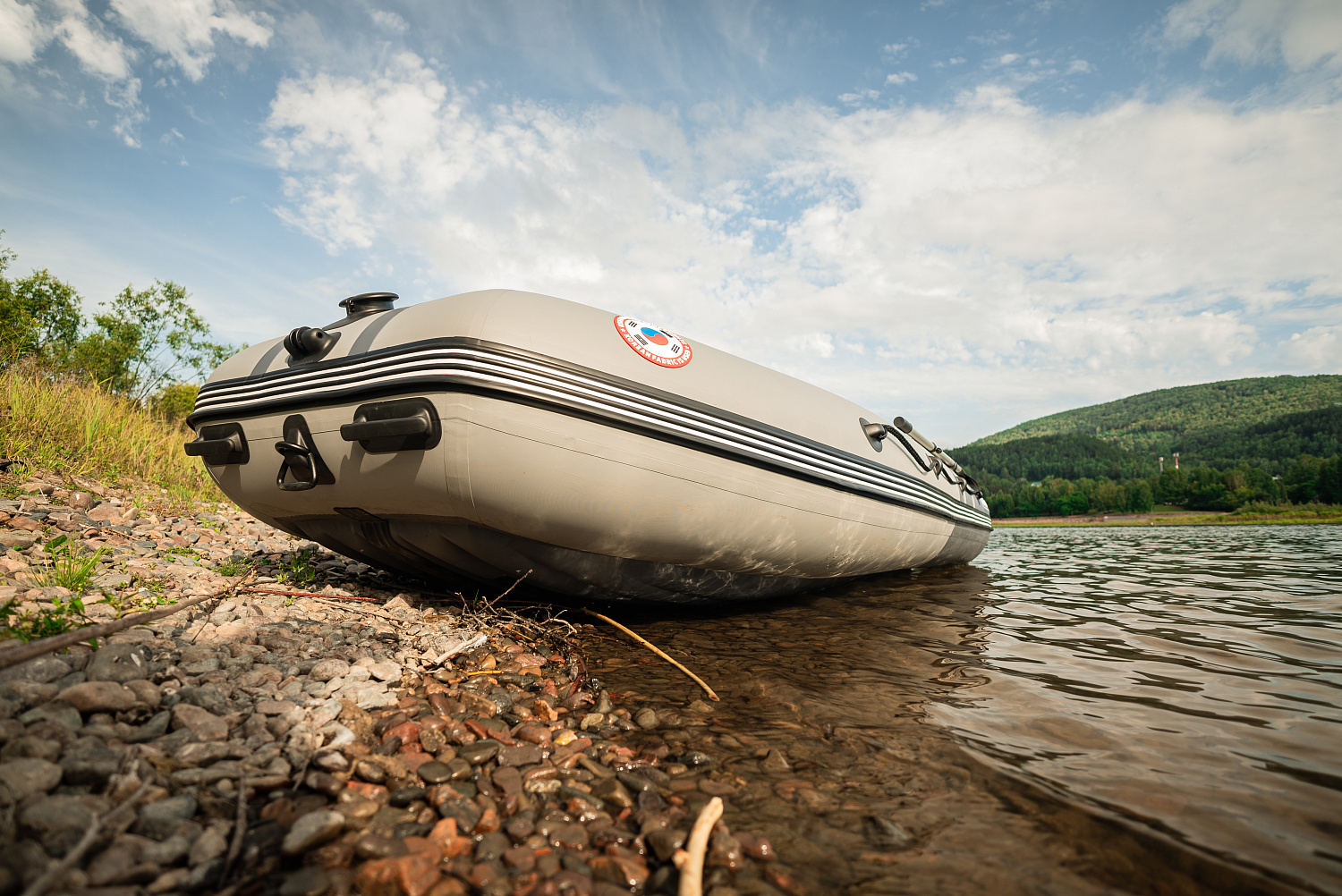 Лодка MISHIMO RIVER JET 390 под водомет в Пятигорске