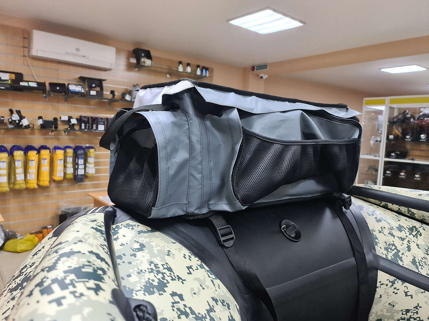 СУМКА ЛЮКС НА БАЛЛОН ДЛЯ ЛОДОК ПВХ 50Х25Х25 СМ в Пятигорске